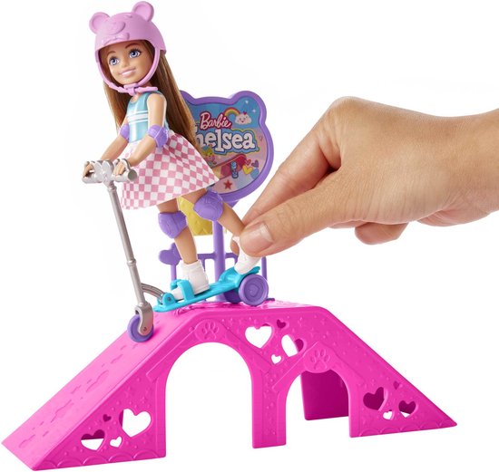 Barbie Chelsea met puppies Barbiepop8