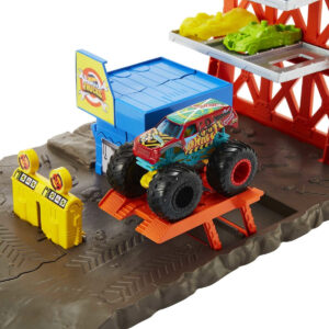 Hot Wheels Monster Trucks Blast Station Racebaan 08