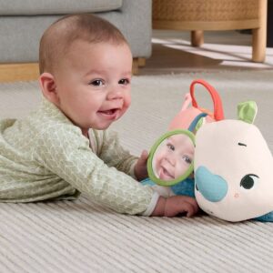 fisher price neushoorn buikspeelgoed 02 baby speelt op buik